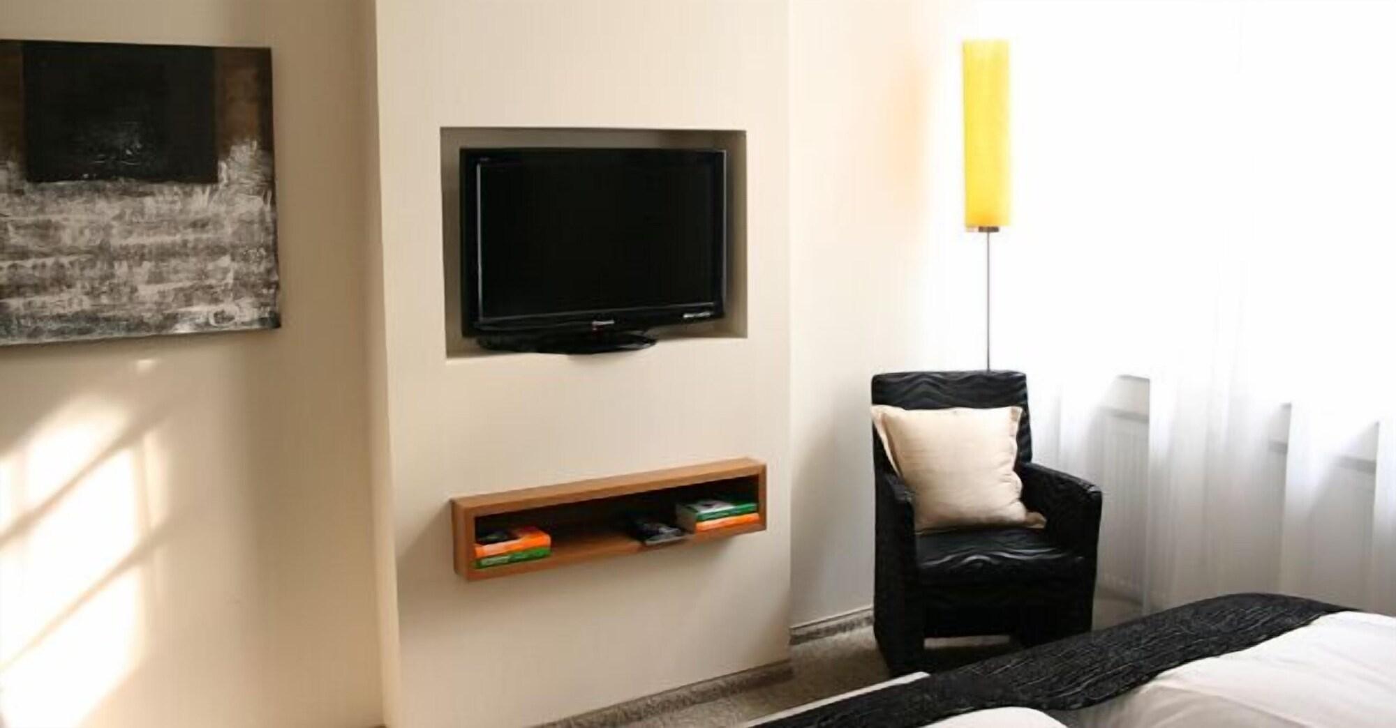 זולינגן Hotel Graefrather Hof מראה חיצוני תמונה