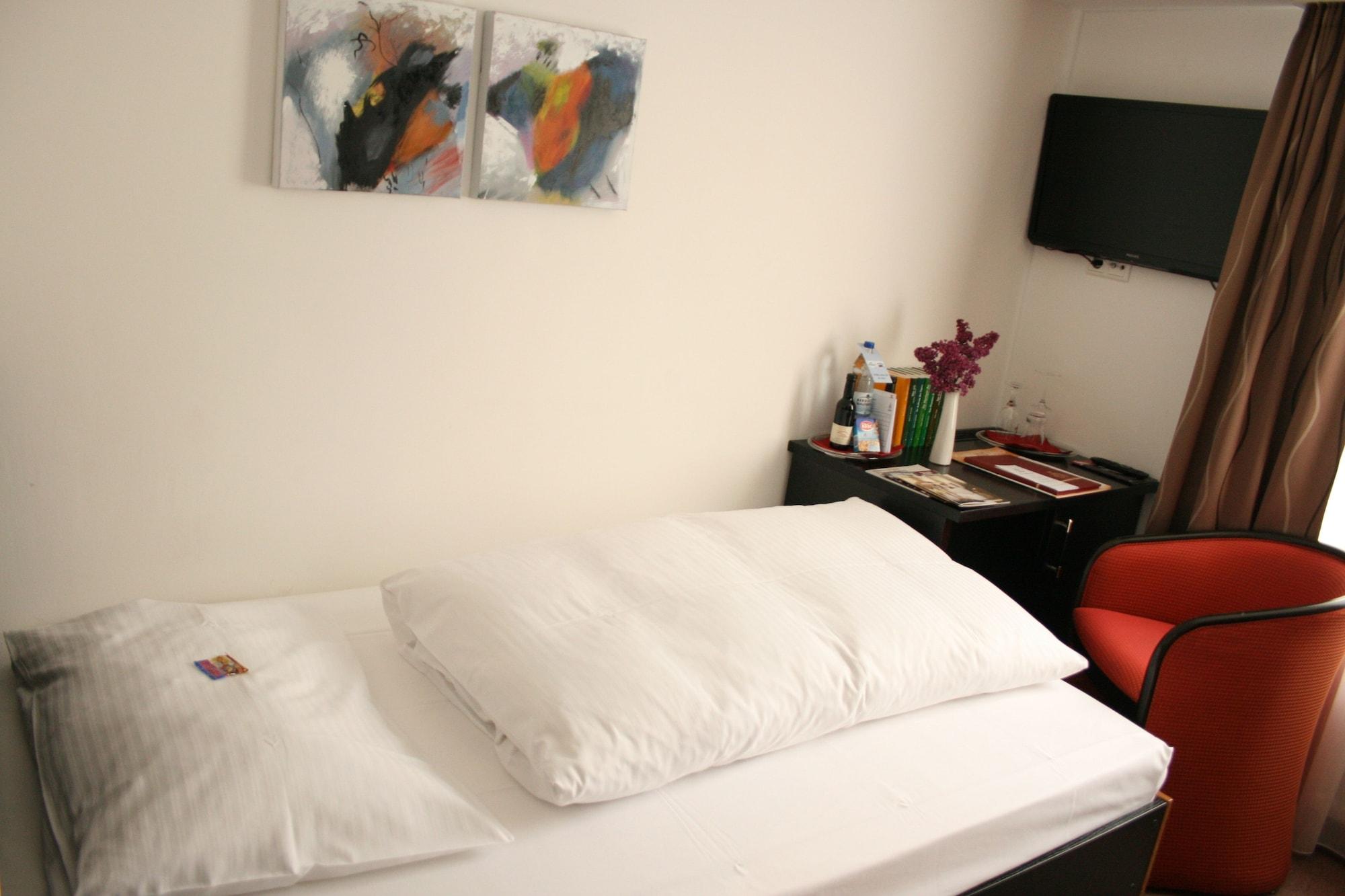 זולינגן Hotel Graefrather Hof מראה חיצוני תמונה