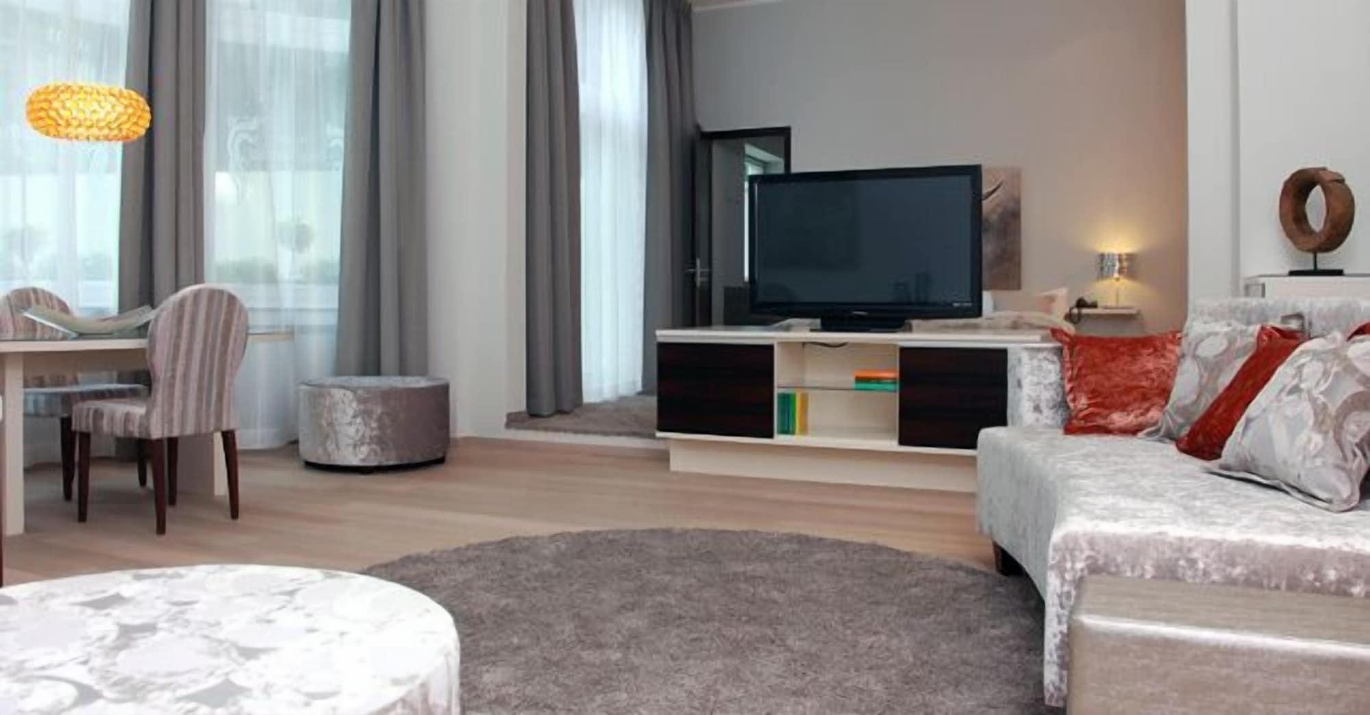 זולינגן Hotel Graefrather Hof מראה חיצוני תמונה