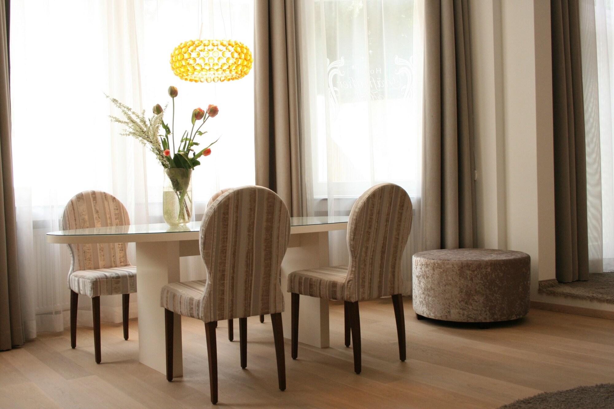 זולינגן Hotel Graefrather Hof מראה חיצוני תמונה